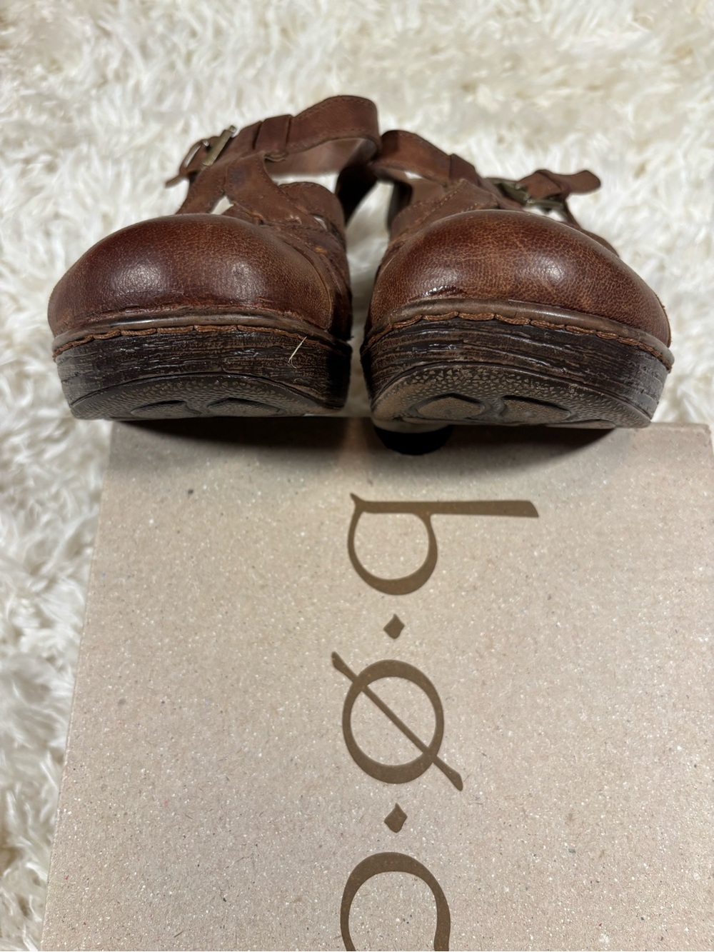 b.o.c. Persi Tan Leather Cutout T-Strap Heels-sz 7 - Picture 2 of 6